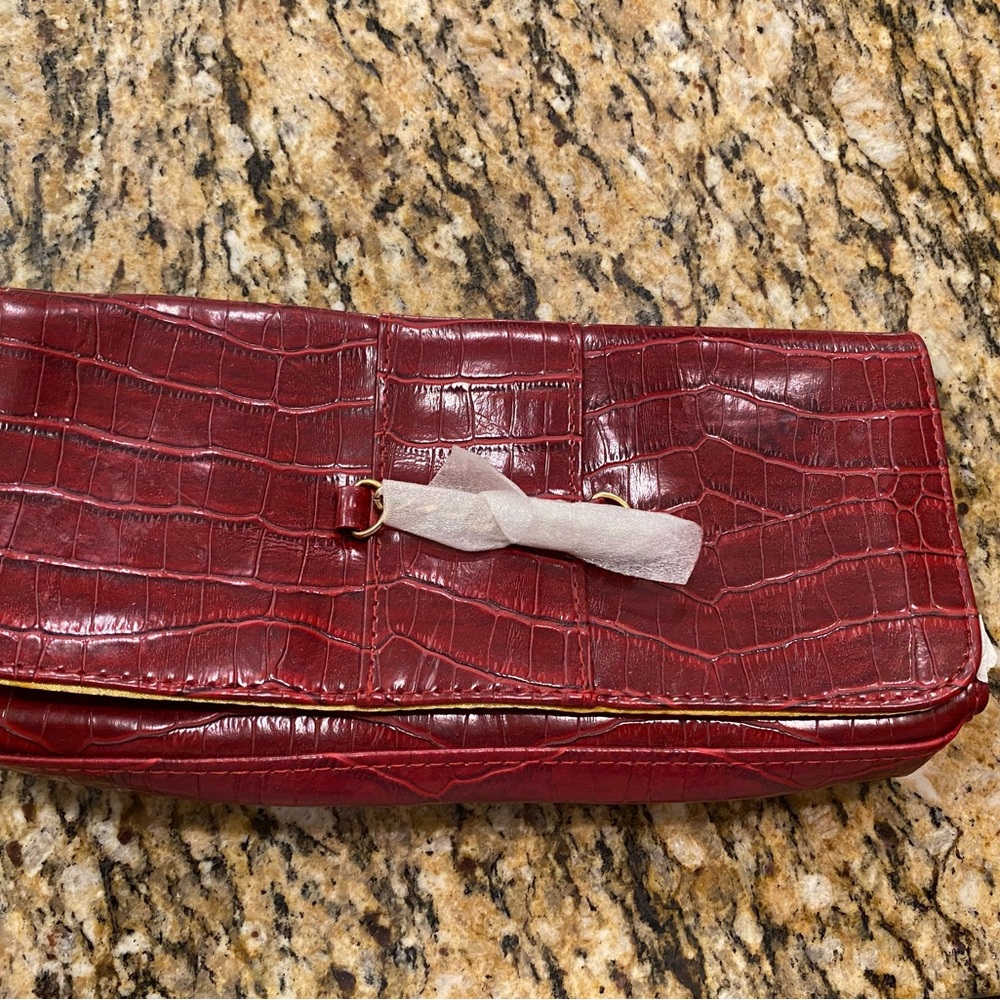 Elegant Red Crocodile-Embossed Clutch